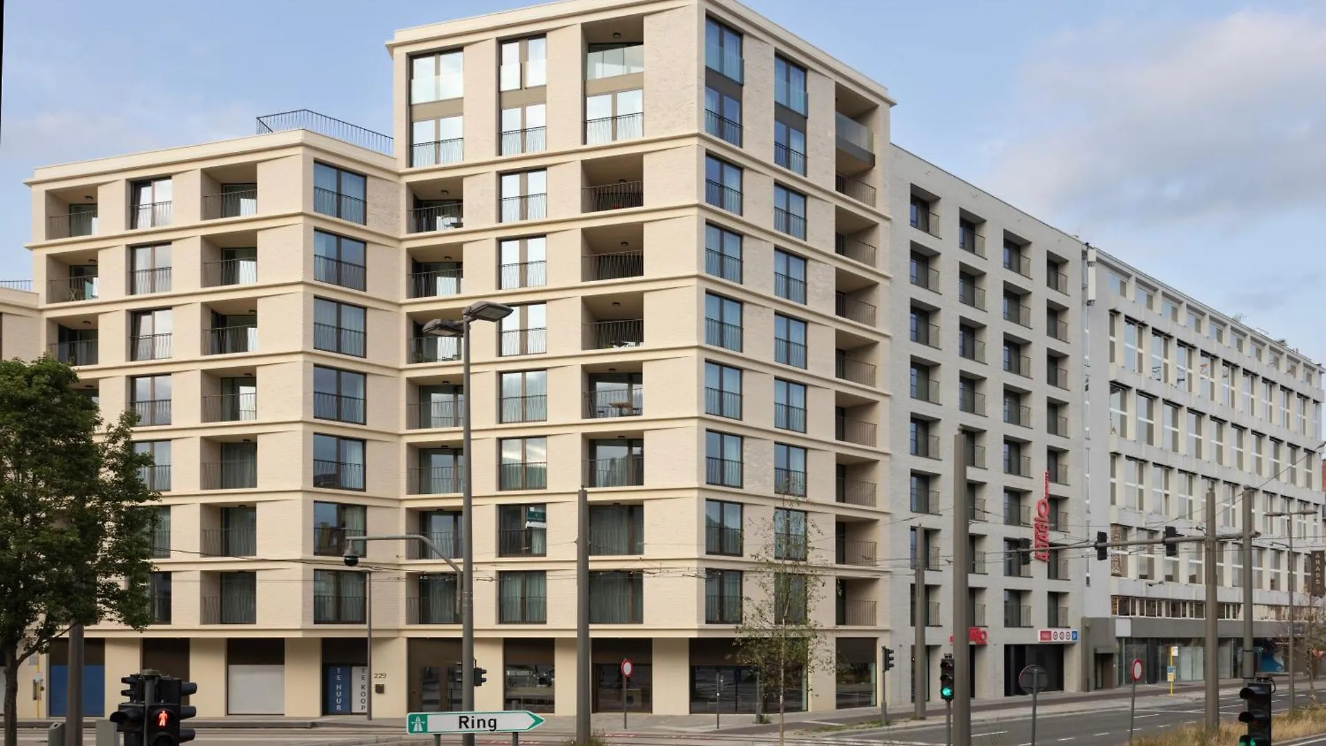 Adagio Antwerp City Center מלון